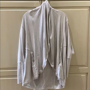 Lululemon sweatshirt wrap